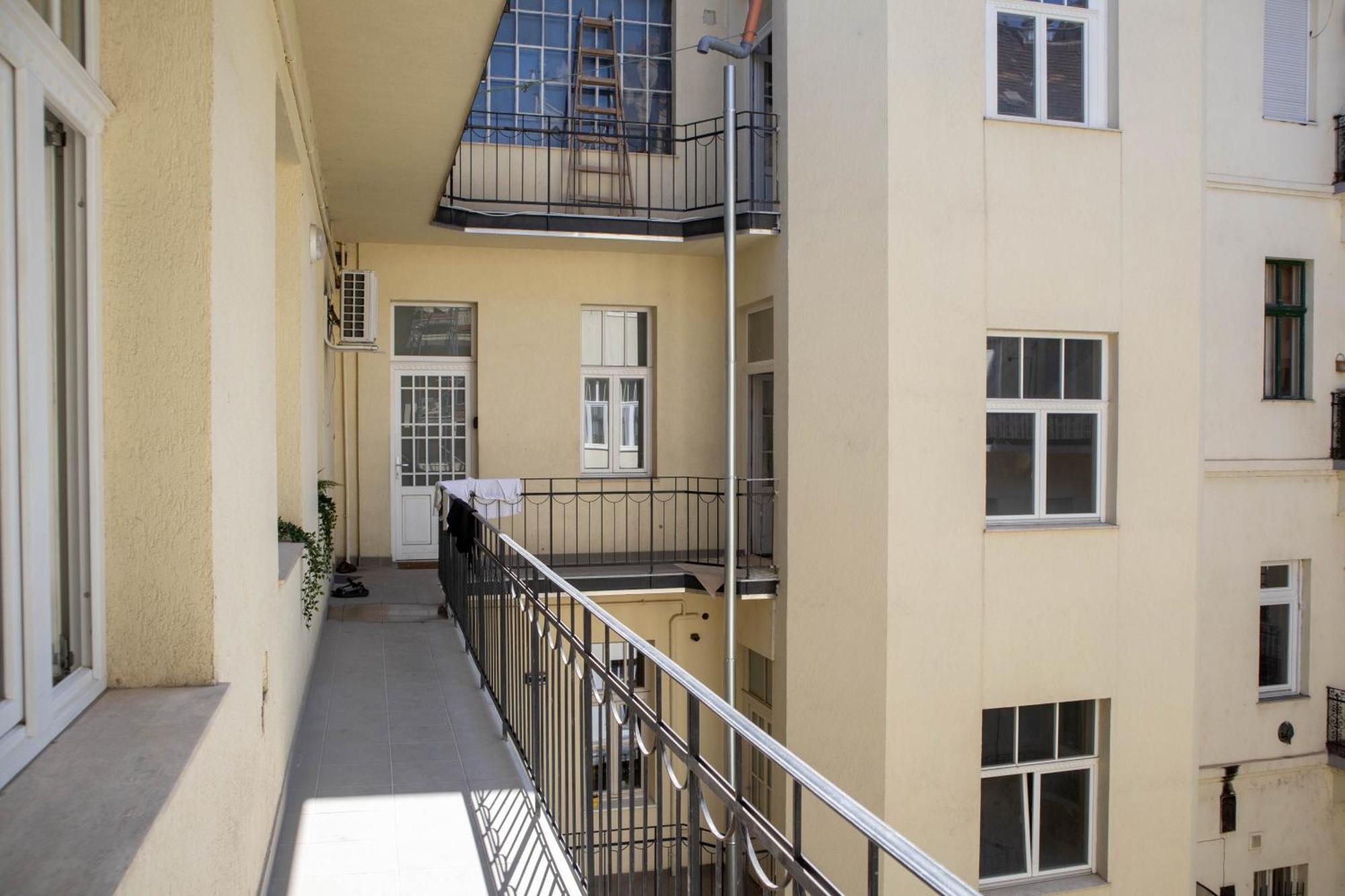 Rozsa Apartments - Jeremy Boedapest Buitenkant foto